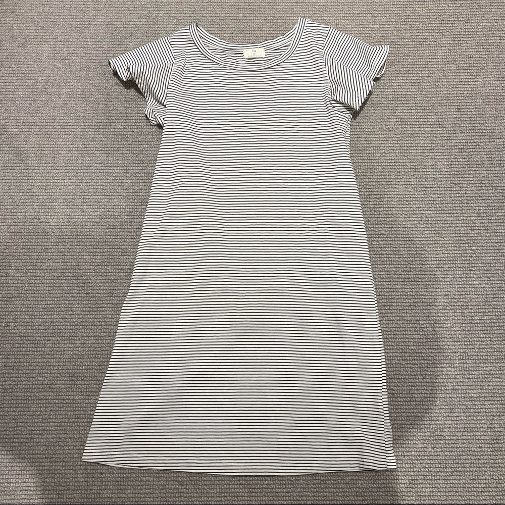 Anthropologie Flutter-Sleeved Tee Dress in Blue Motif (XS) - Picture 3 of 7